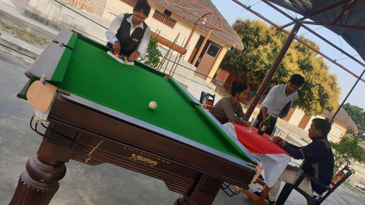 Elephant Garden Hotel And Resort Pvt Ltd Kanchanpur Eksteriør billede